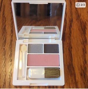 Brand New Clinique eyeshadow & blush combo